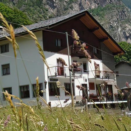 Hotel Laurent Gaby Exterior foto